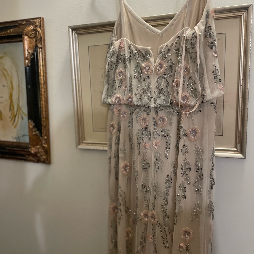 Beautiful beaded floral Adrianna Papell blush champagne beaded gown dress sz 4/6 - Picture 3 of 9